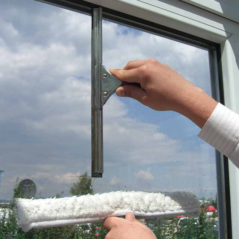  Profi-Fensterabzieher (15cm) von LEWI, Fensterwischer für  kleine Fenster & Ecken, streifenfreies Ergebnis, ergonomischer Griff,  Edelstahlschiene & Gummilippe